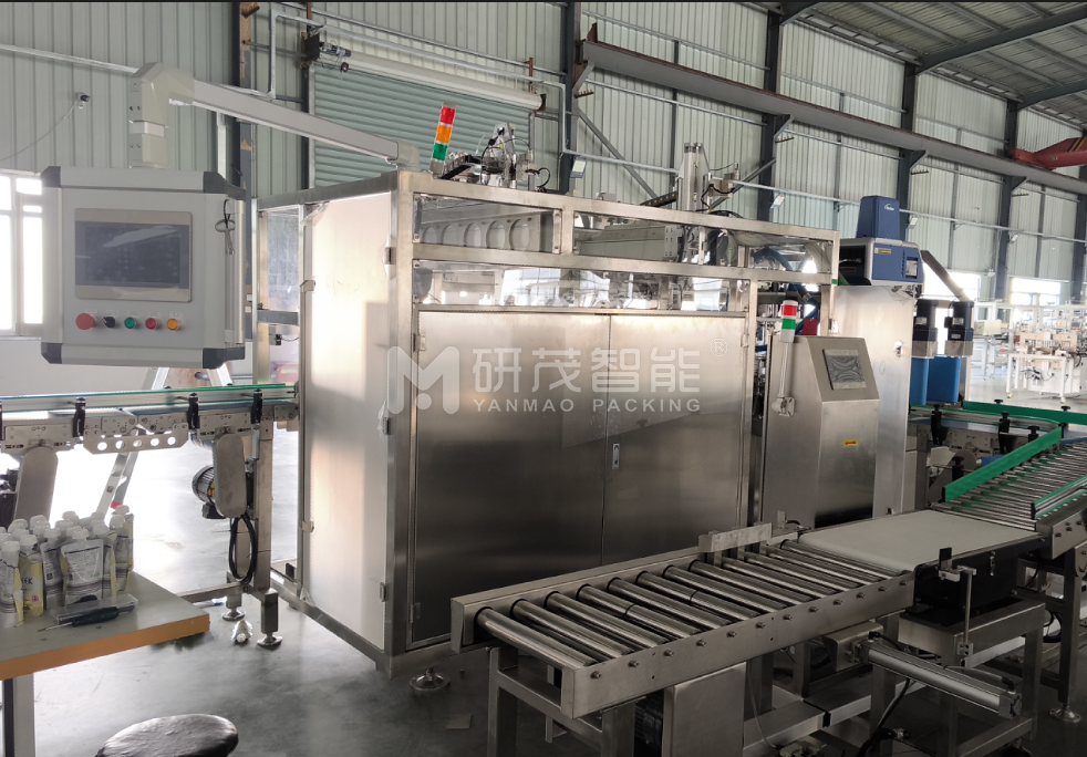 帶嘴軟包裝裝箱設備